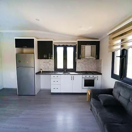 Bungalows The Araz Truzim מלון
