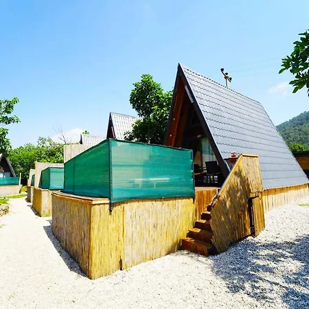 Bungalows The Araz Truzim מלון *